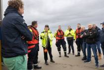 In gesprek met de vrijwilliger redders van KNRM Wijk aan Zee.
