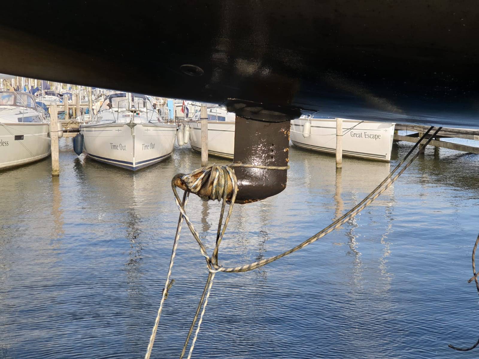 Gebroken mast op het IJsselmeer. 100ste inzet KNRM Enkhuizen
