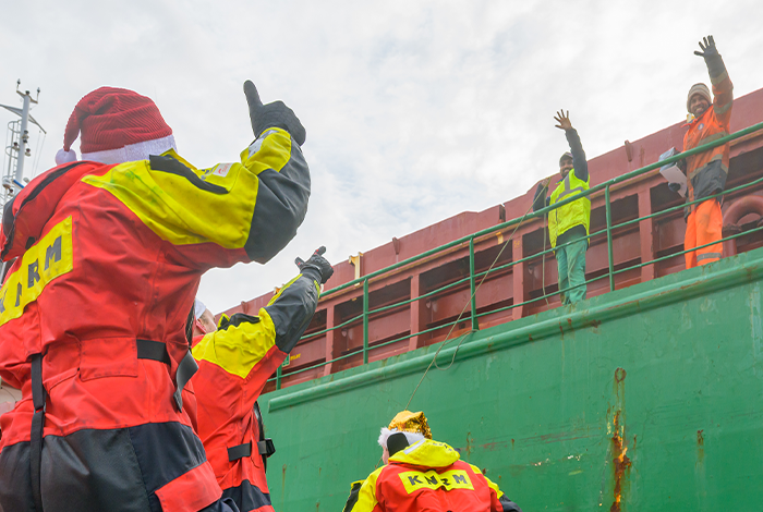 Kerstbrodenactie KNRM IJmuiden fotograaf Roel Ovinge 2